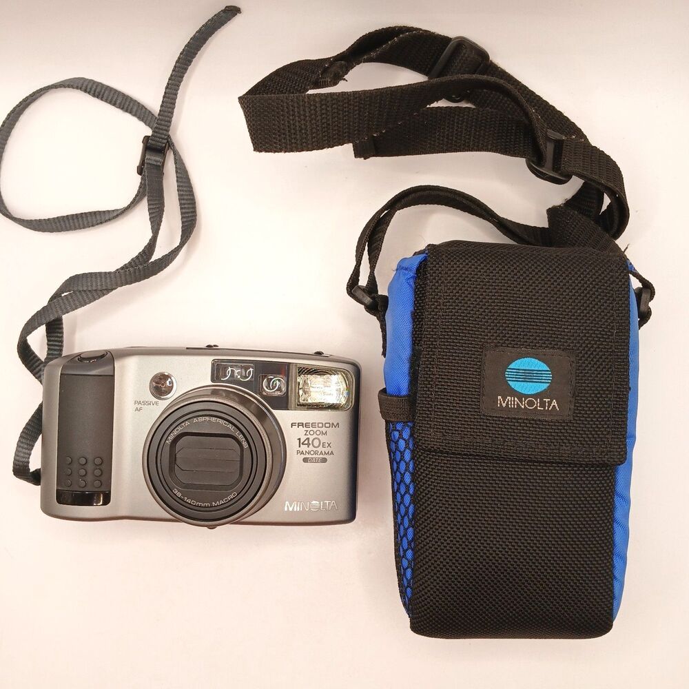 Minolta Freedom Zoom Camera 140EX with Padded Case "AS IS" for Parts or Repair